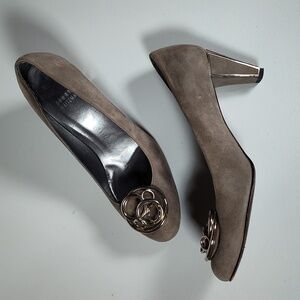 Stuart Weitzman Sahara Cosmos Taupe Heels with Silver Detail 7.5